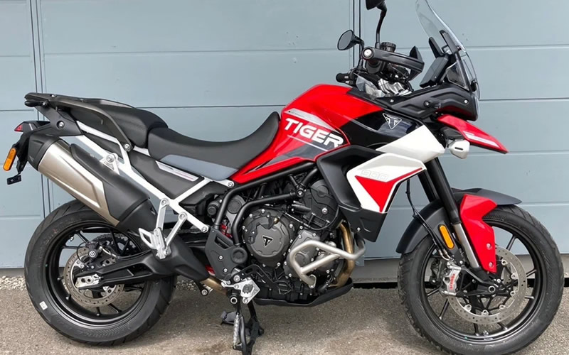 Tiger 900, 2024 год, вид справа