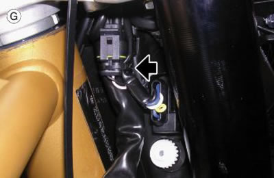 Use a small clamp to fasten the air temperature…